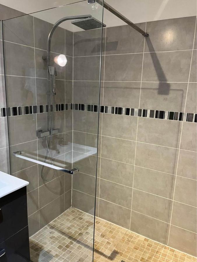Superbe Appartement Au Bord De Plage Cros De Cagnes Ngoại thất bức ảnh